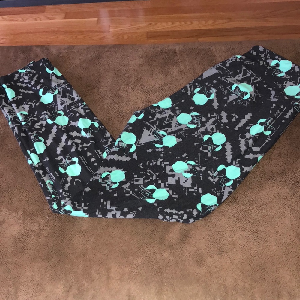Lularoe Tiffany blue Minnie leggings one size